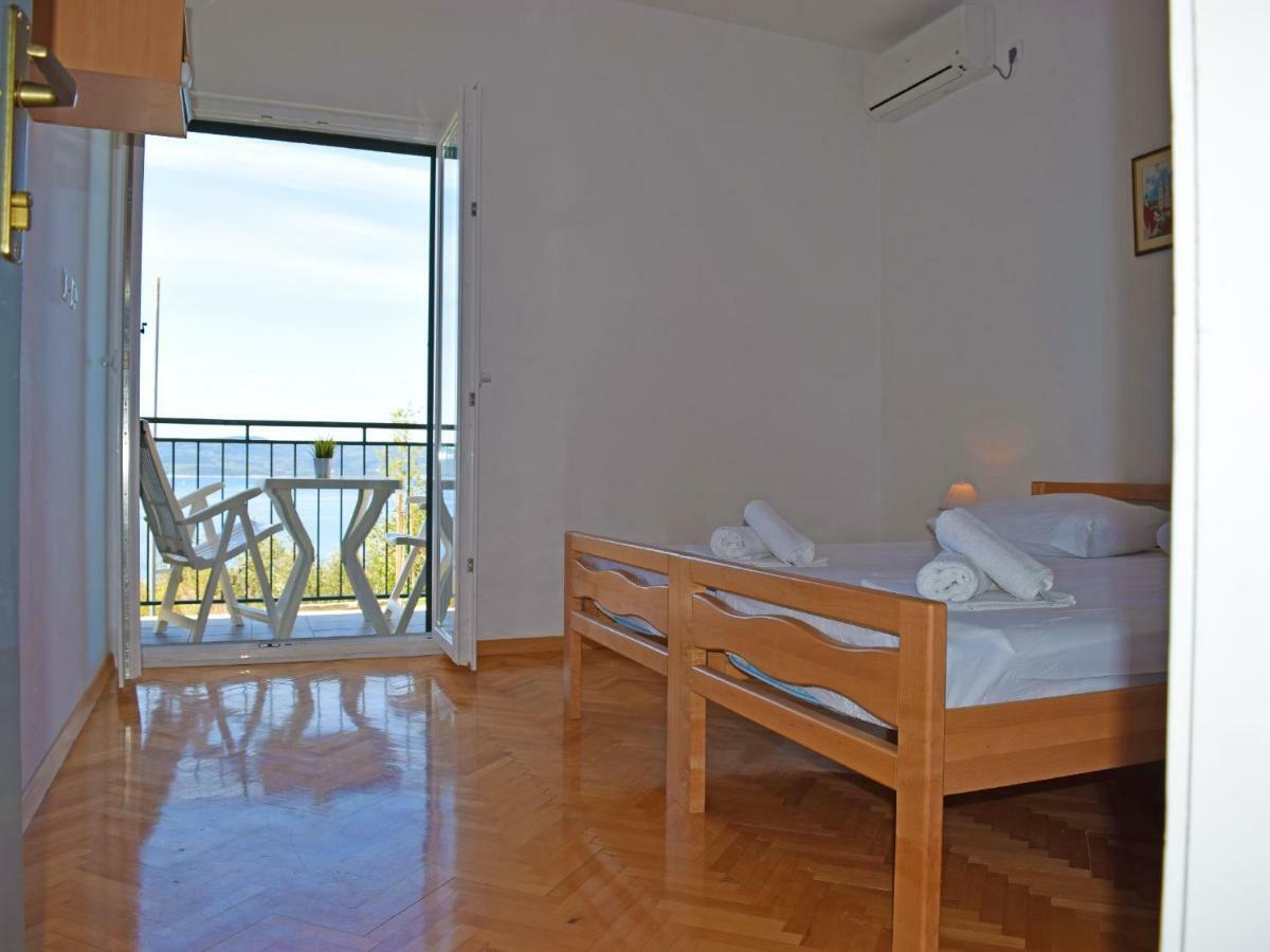 Apartments Buljan Brela Exterior photo