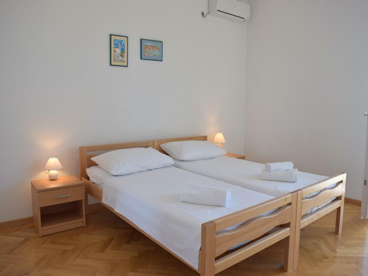 Apartments Buljan Brela Exterior photo