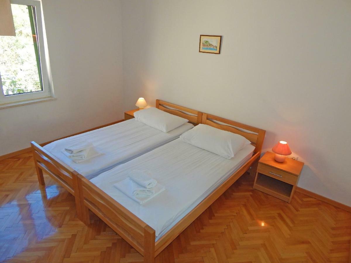 Apartments Buljan Brela Exterior photo