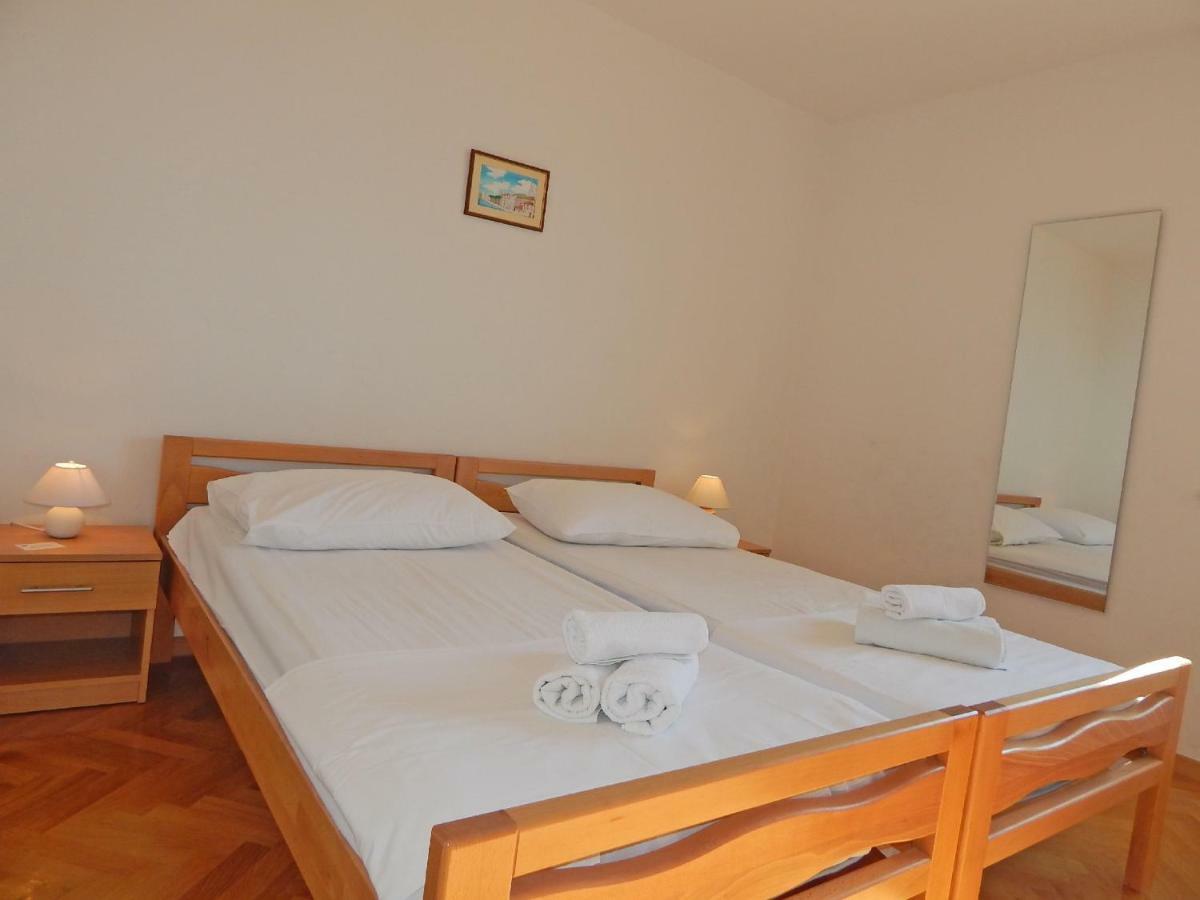 Apartments Buljan Brela Exterior photo